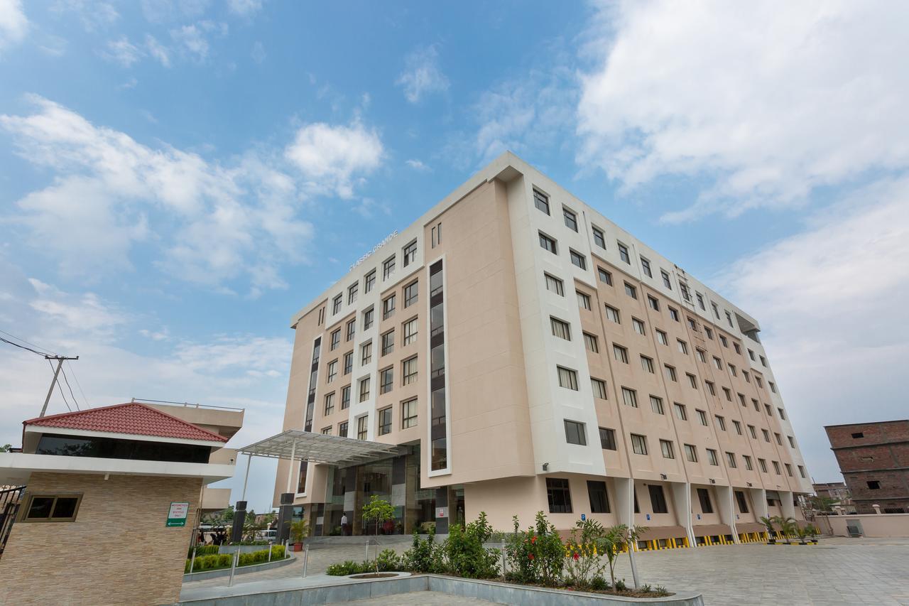 Classic Grande,A Member Of Radisson Imphal Buitenkant foto